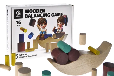 Educational wooden game QB800-002 "Moon" balancer 16 det. qbee